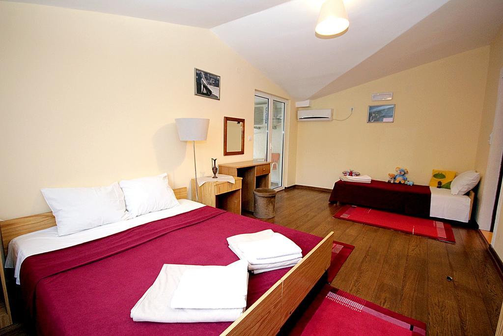 Apartmani Neda Bane Petrovac Szoba fotó