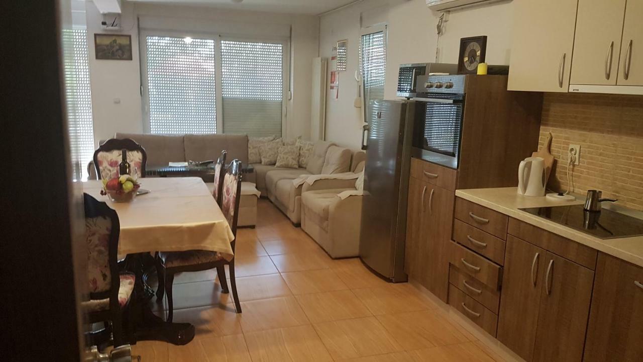 Apartmani Neda Bane Petrovac Kültér fotó
