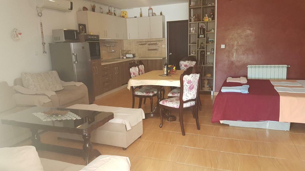 Apartmani Neda Bane Petrovac Kültér fotó